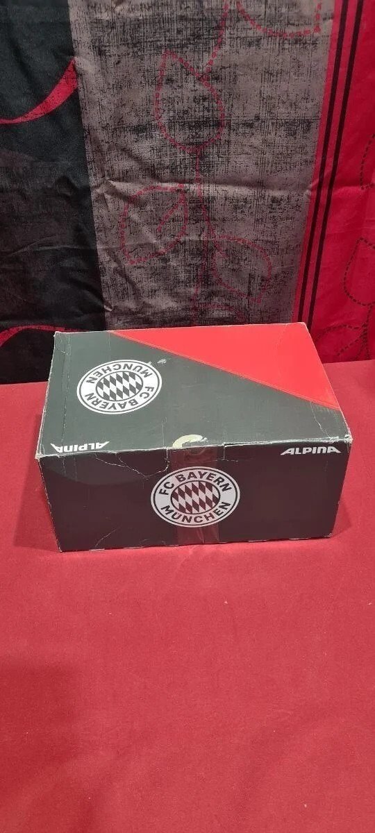 Foto 10 de Alpina Casco Parana FCB Talla: 51 – 56