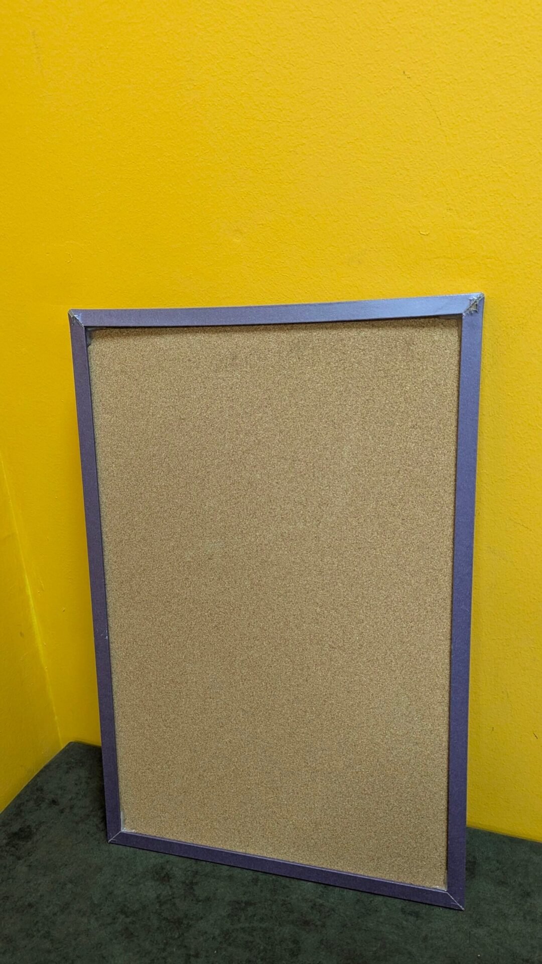 Foto 4 de Bi-Office – Tablón de Anúncios de Corcho Violeta 60×40 cm
