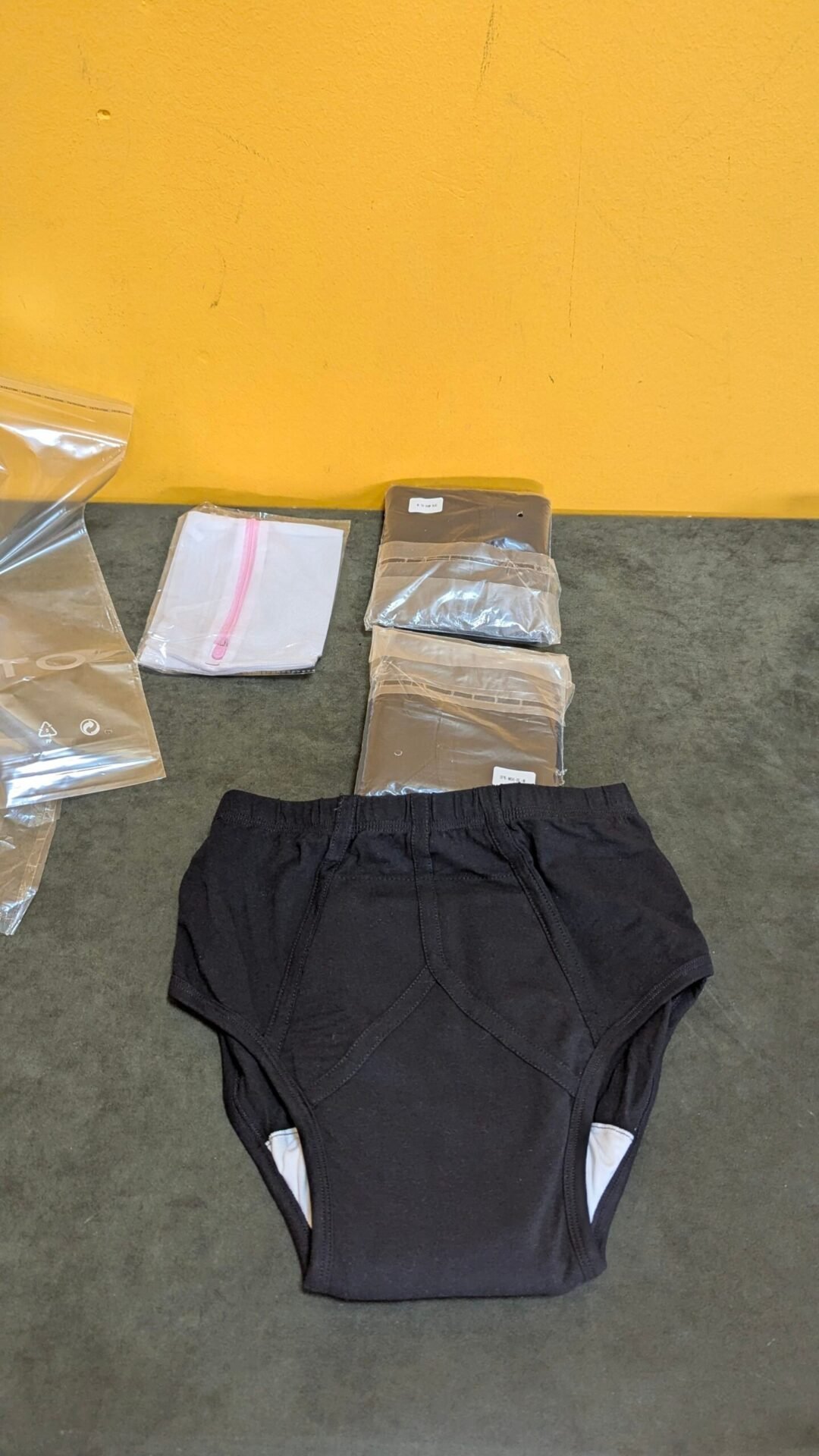 Foto 2 de Calzoncillos para incontinencia Carer para hombre talla M