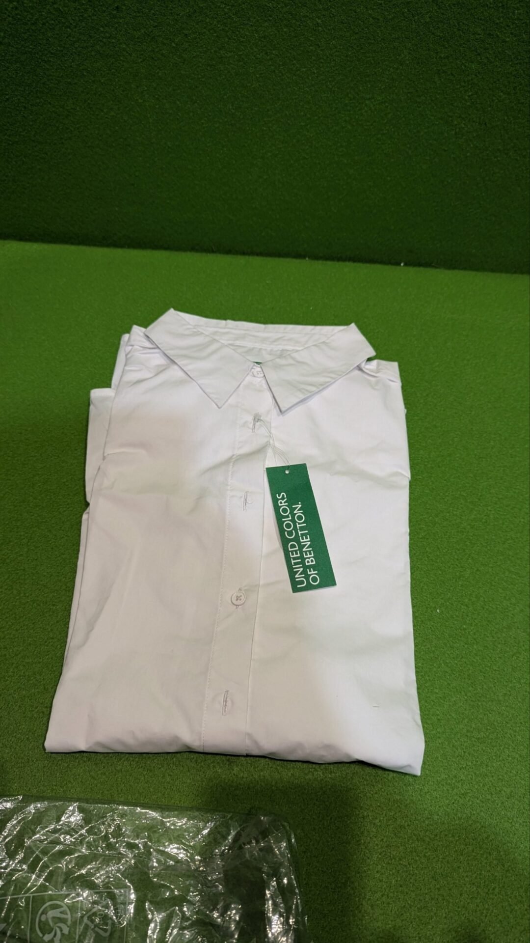 Foto 2 de Camisa Benetton blanca de mujer