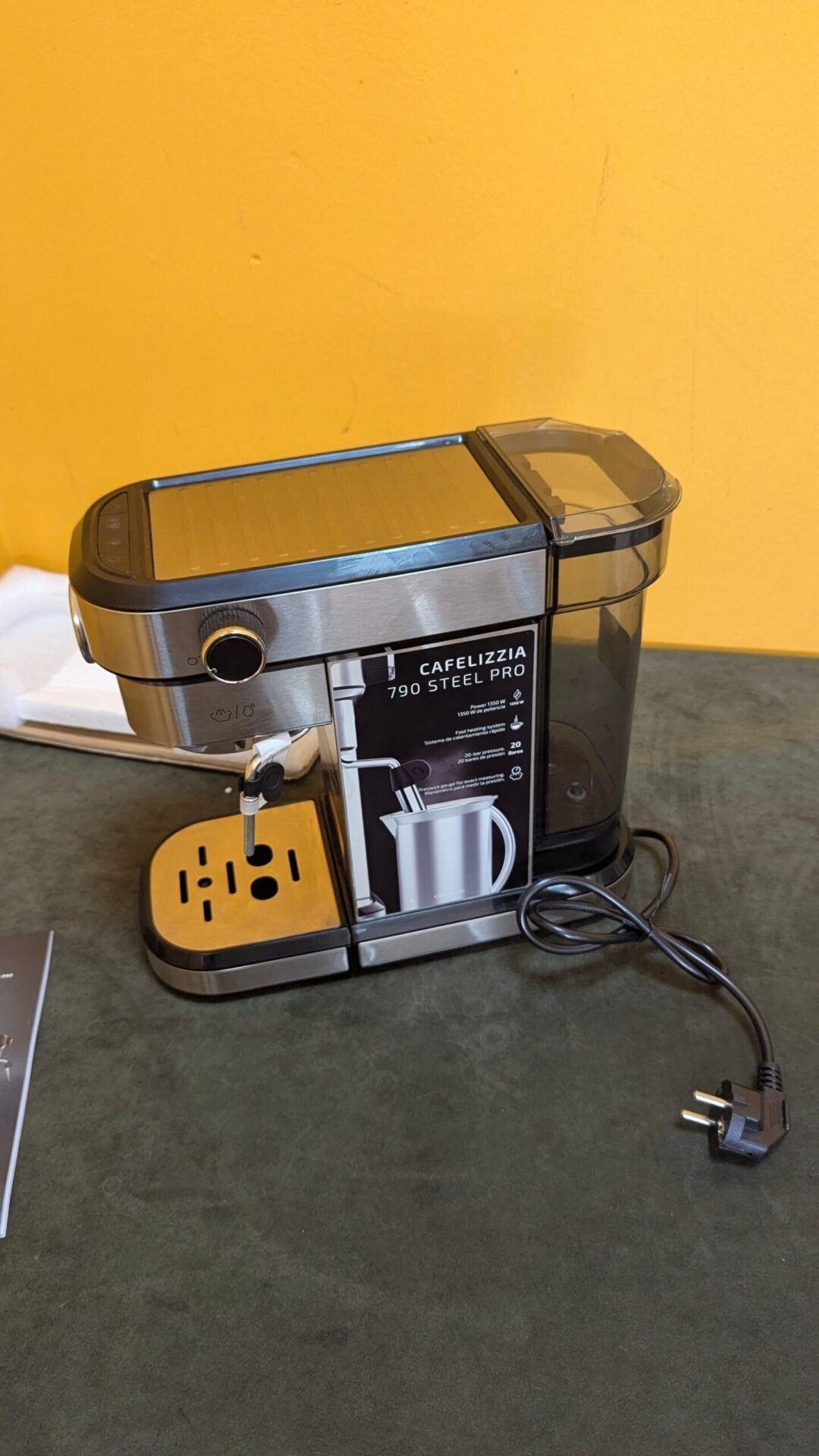 Foto 4 de Cecotec Cafetera para Espressos y Cappuccino Cafelizzia 790 Steel Pro con tara