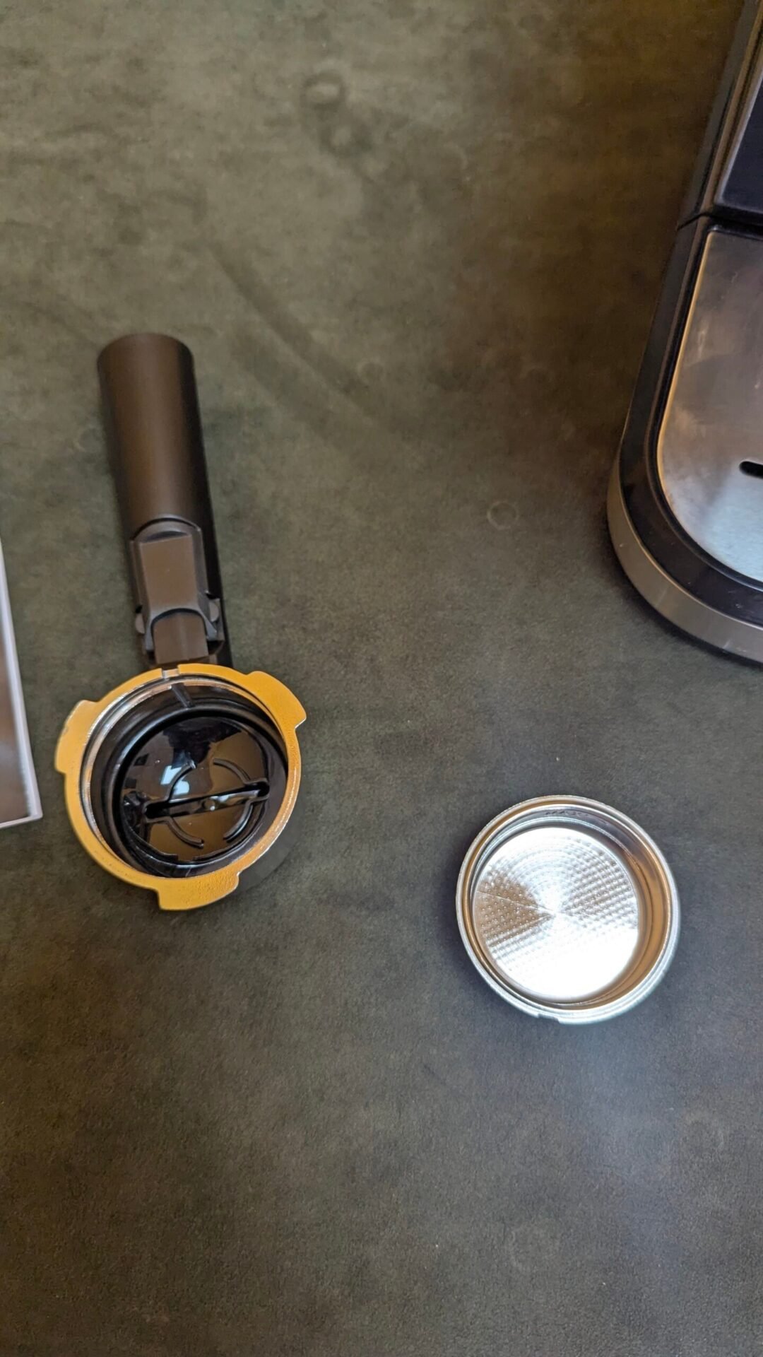 Foto 7 de Cecotec Cafetera para Espressos y Cappuccino Cafelizzia 790 Steel Pro con tara