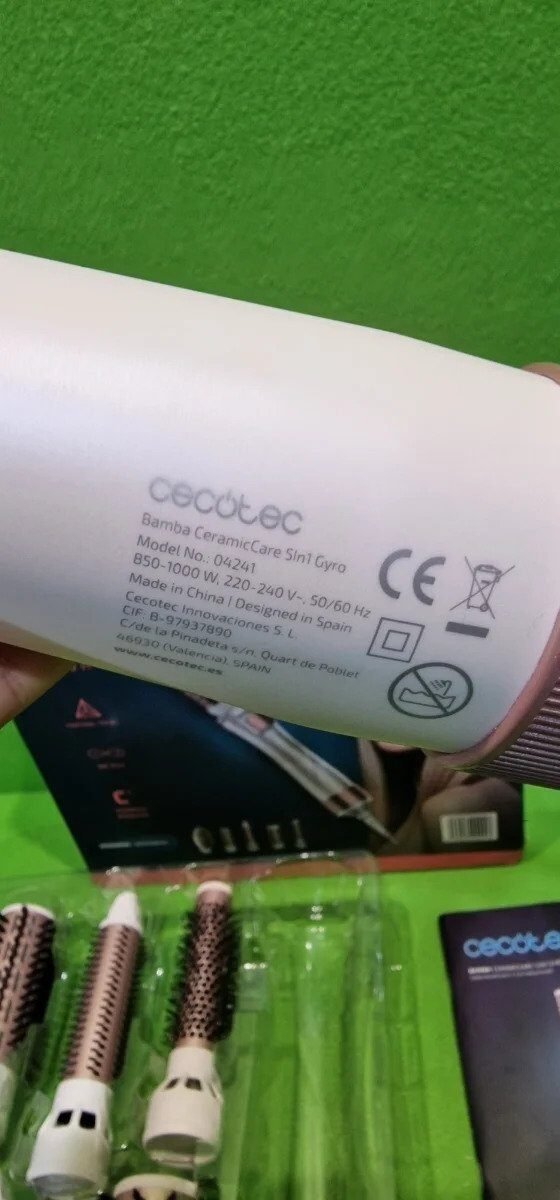 Foto 6 de Cecotec Cepillo de Aire Bamba CeramicCare 5in1Gyro. 1000 W, 5 Cabezales intercam