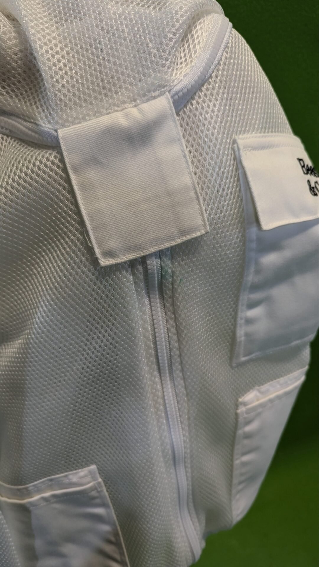 Foto 7 de Chaqueta de Apicultura Ultraligera con Velo Redondo