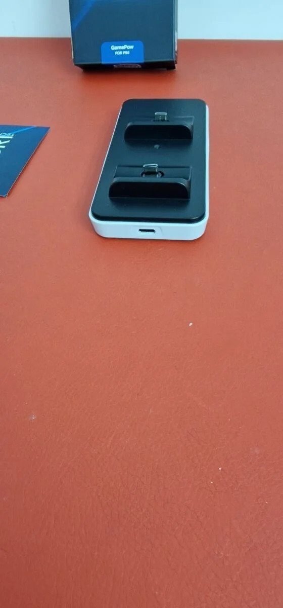 Foto 3 de DR1TECH GamePow Cargador para Mando PS5