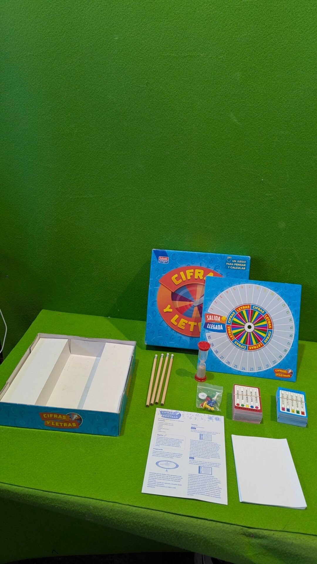 Foto 2 de Falomir Juego de Mesa Cifras y Letras para Pensar y Calcular