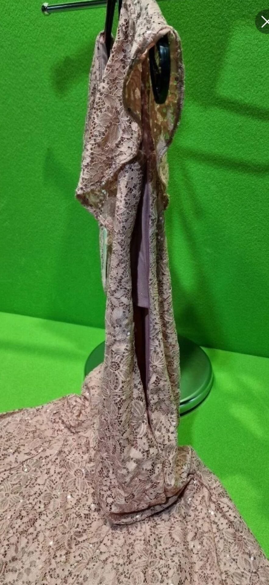 Foto 6 de Gina Bacconi Vestido largo de encaje con lentejuelas Amara