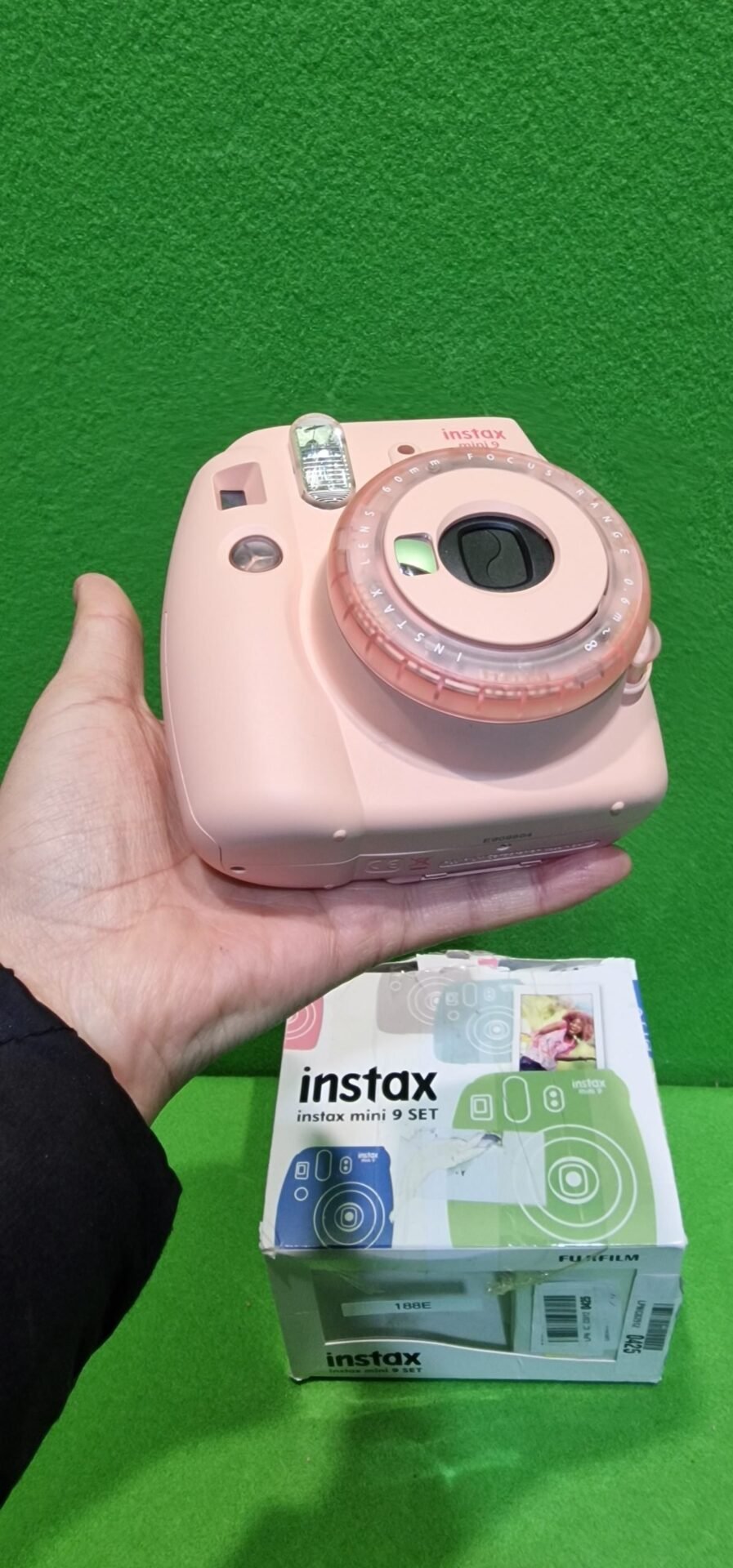 Foto 2 de instax Cámara Instantánea Mini 9 Clear