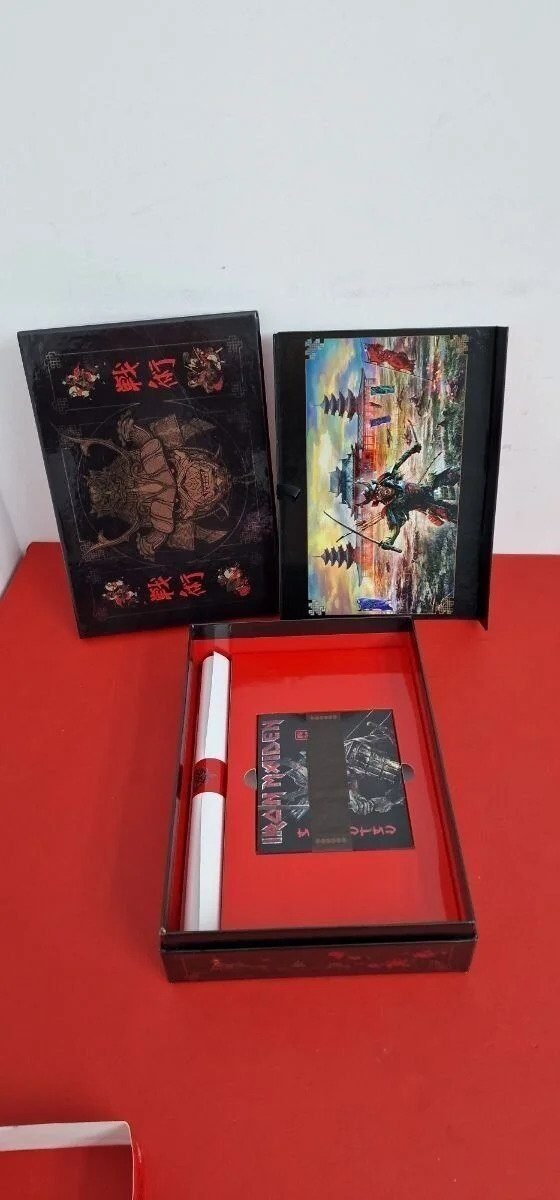 Foto 2 de Iron Maiden – Senjutsu Edición Super Deluxe Box set