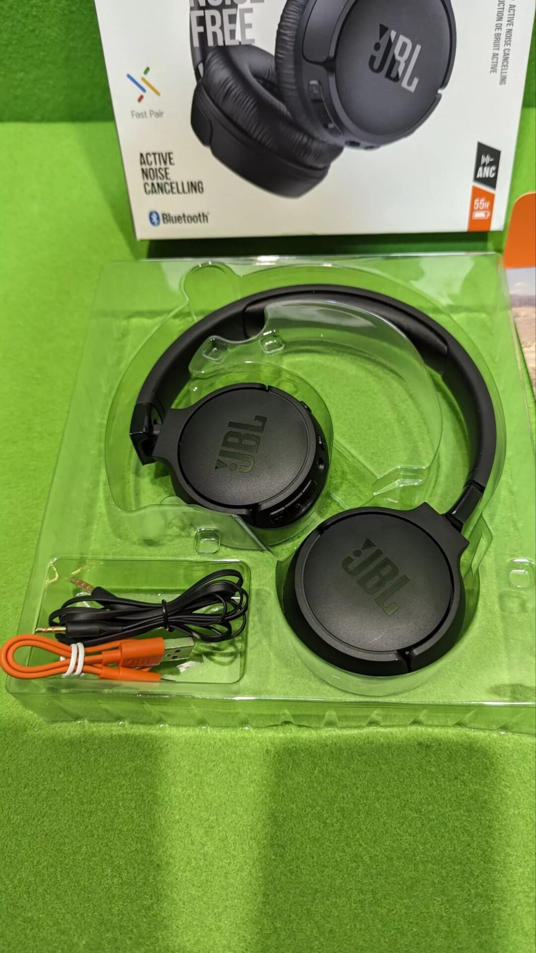 Foto 3 de JBL Tune 660NC Auriculares