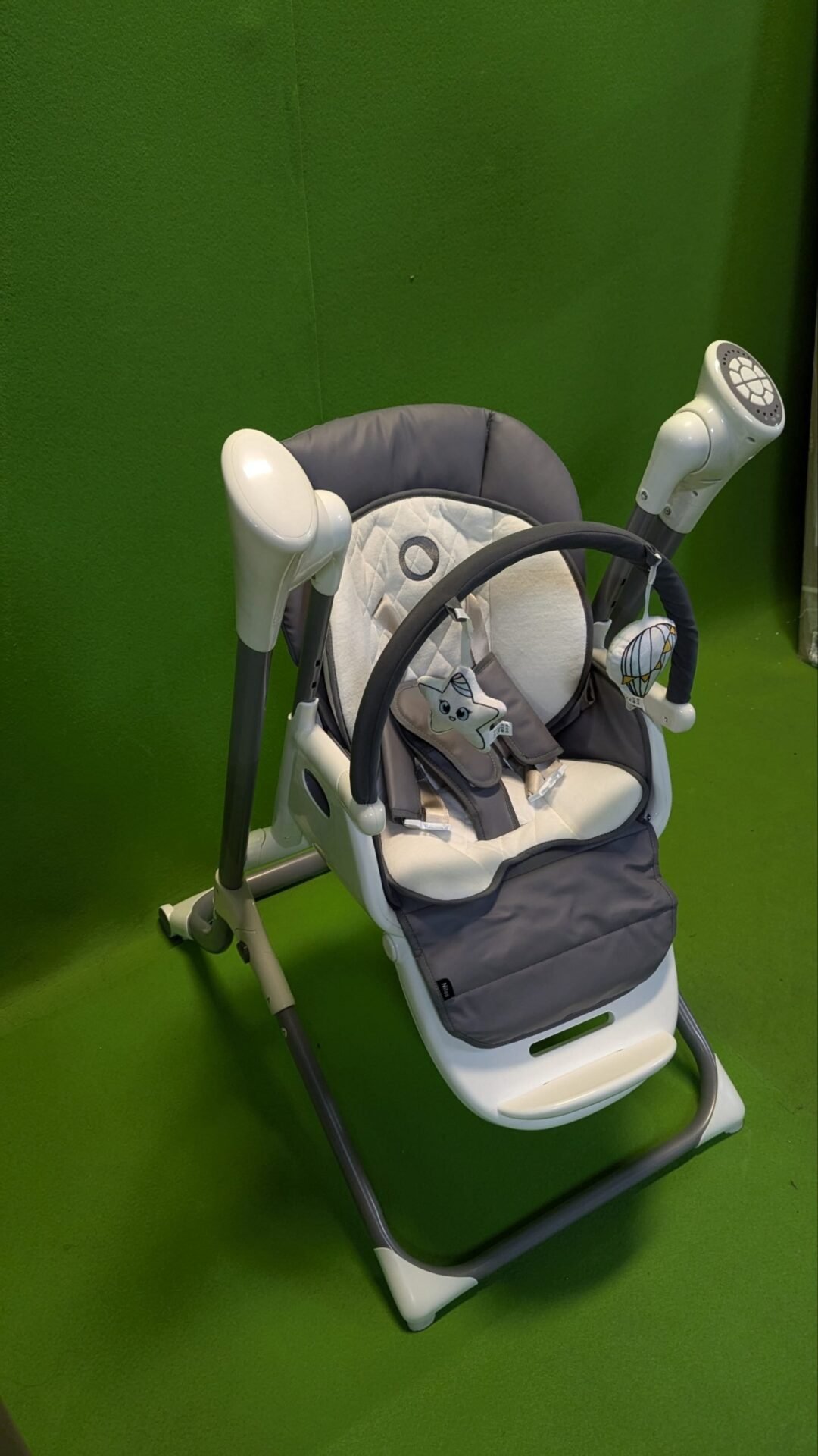 Foto 4 de LIONELO Niles 2 en 1 trona plegable NO FUNCIONA LA FORMA AUTOMÁTICA