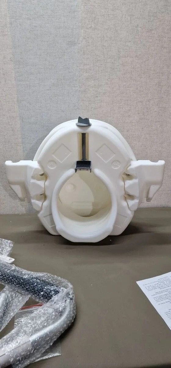 Foto 4 de Mobiclinic, Elevador WC para adultos con reposabrazos, Guadiana – Nuevo – Ref. 4
