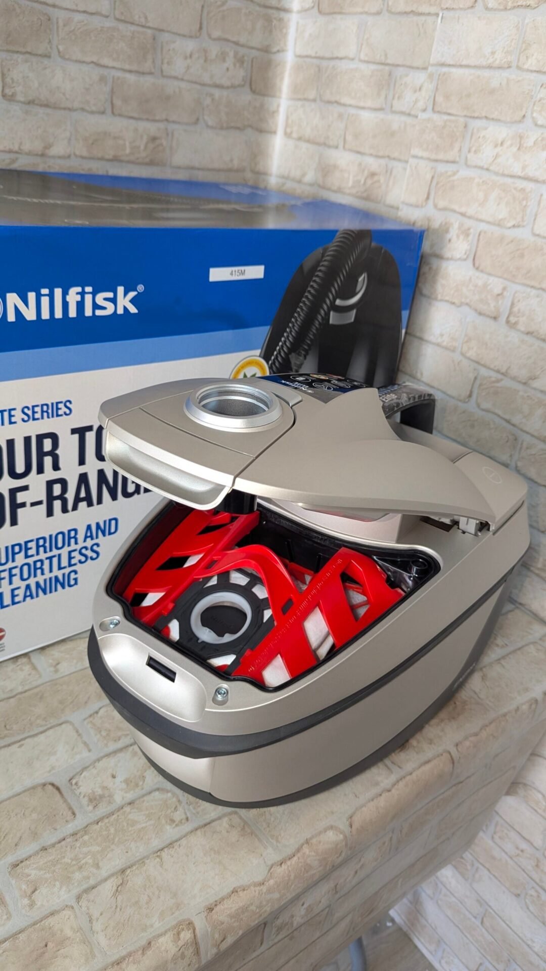 Foto 10 de Nilfisk Aspiradora Elite para Suelos y Alfombras