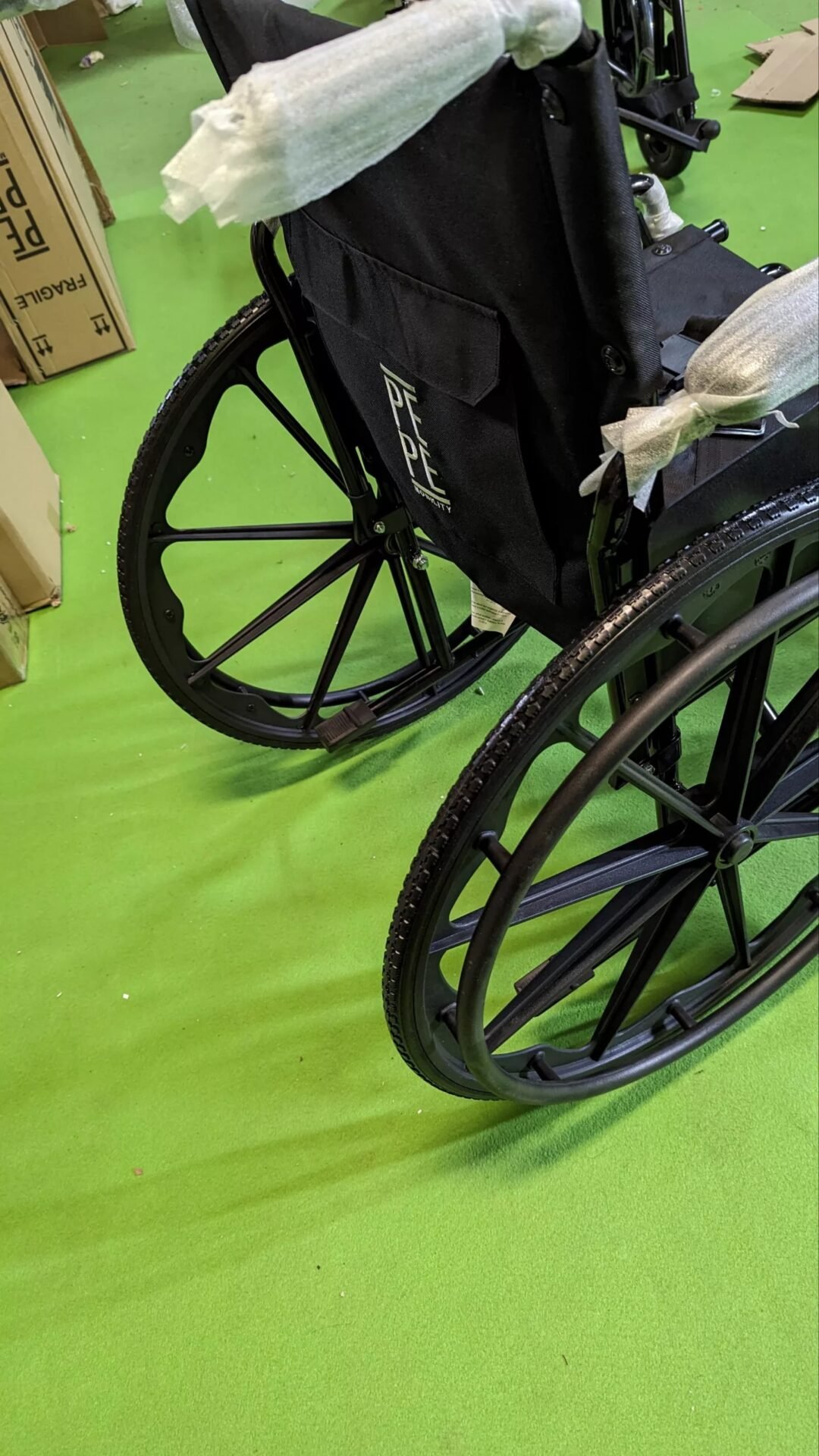 Foto 6 de PEPE – Silla de Ruedas Autopropulsable