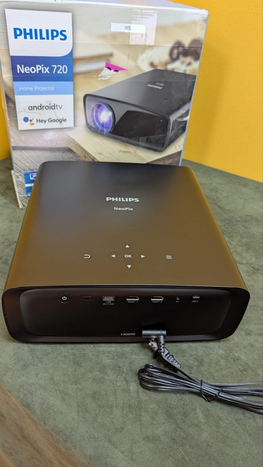 Foto 4 de Philips NeoPix 720, proyector FALTA EL MANDO