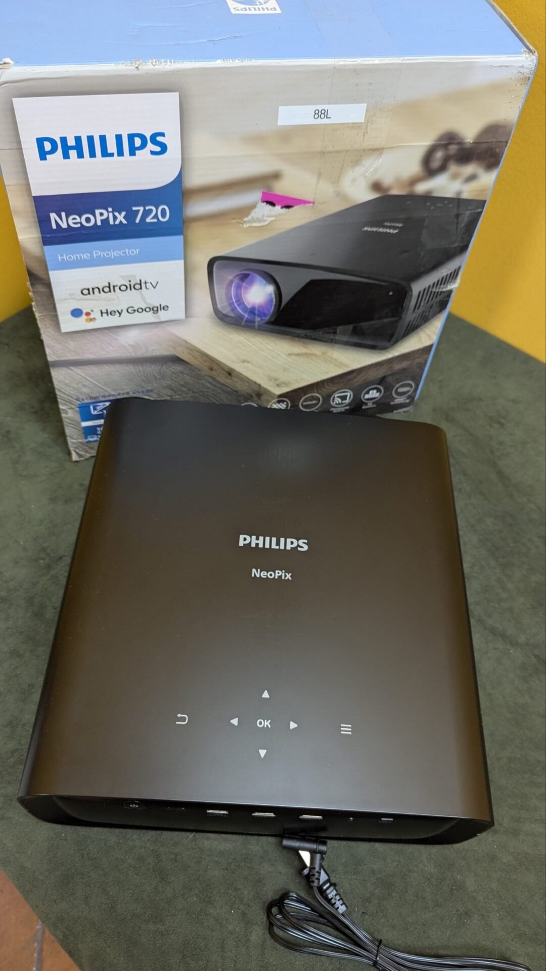 Foto 8 de Philips NeoPix 720, proyector FALTA EL MANDO