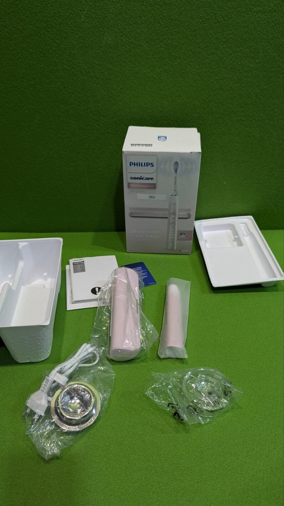 Foto 4 de Philips Sonicare DiamondClean 9000 Serie, Cepillo dental eléctrico de edición es