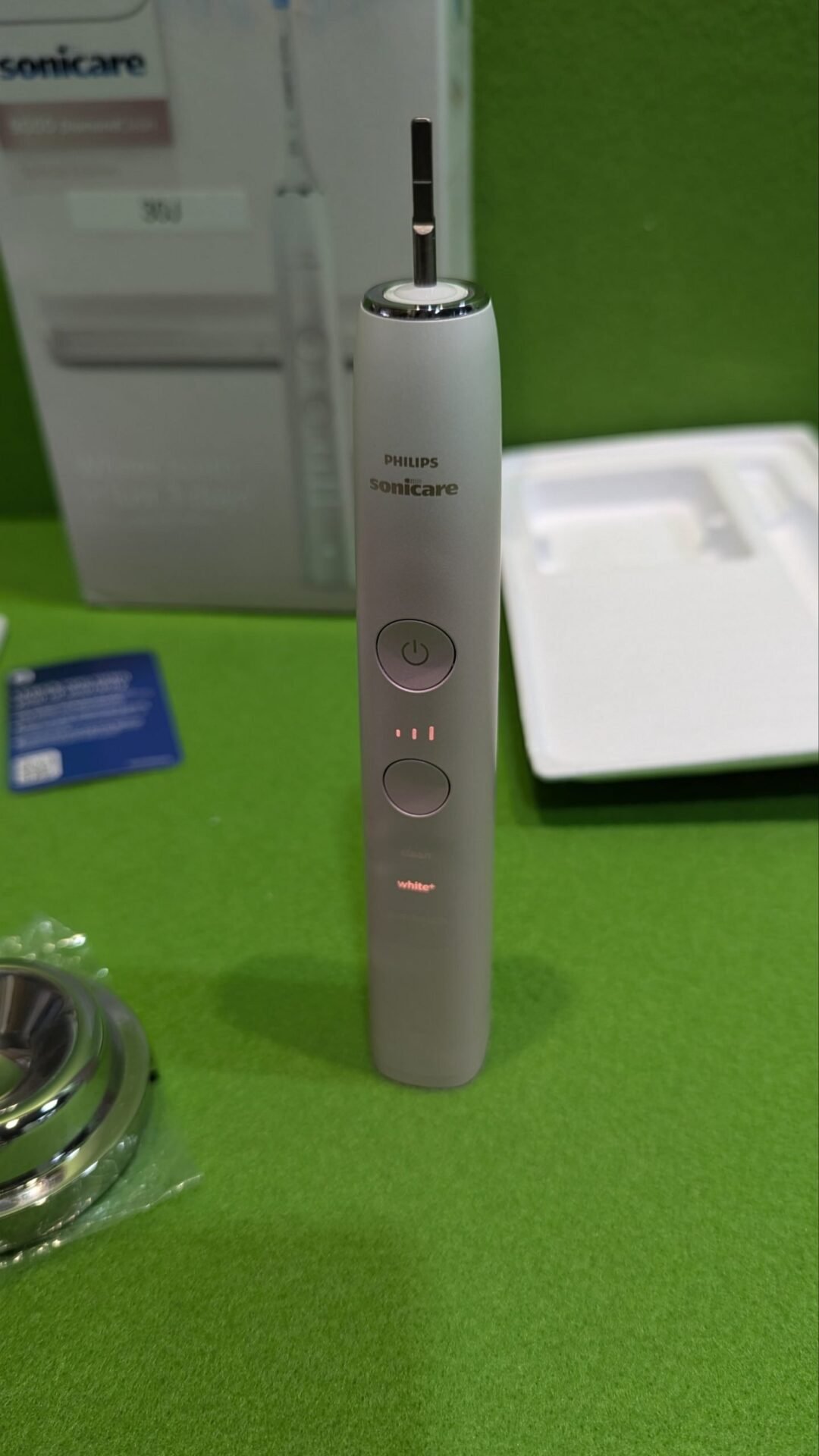 Foto 7 de Philips Sonicare DiamondClean 9000 Serie, Cepillo dental eléctrico de edición es