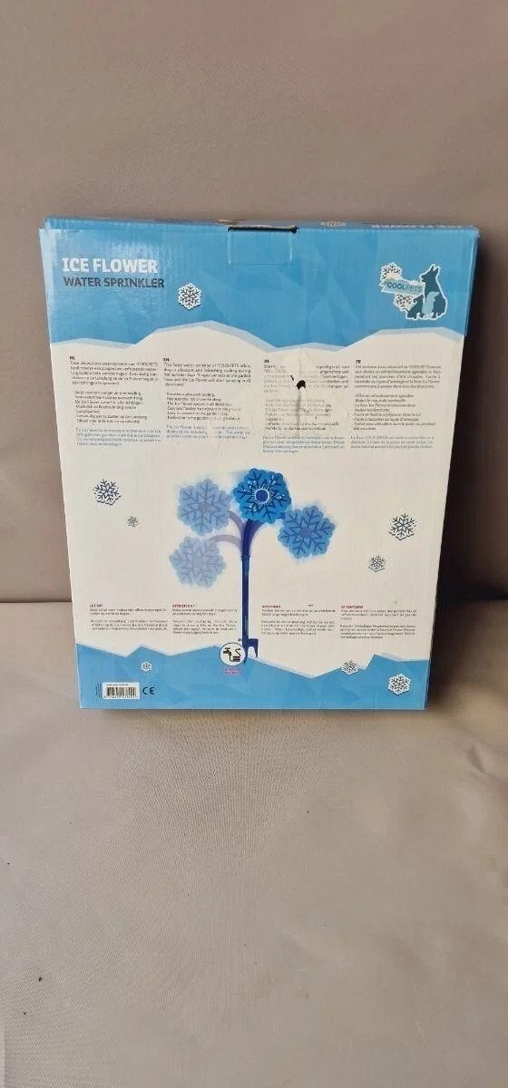 Foto 6 de Pulverizador de flores de hielo CoolPets Rocía agua