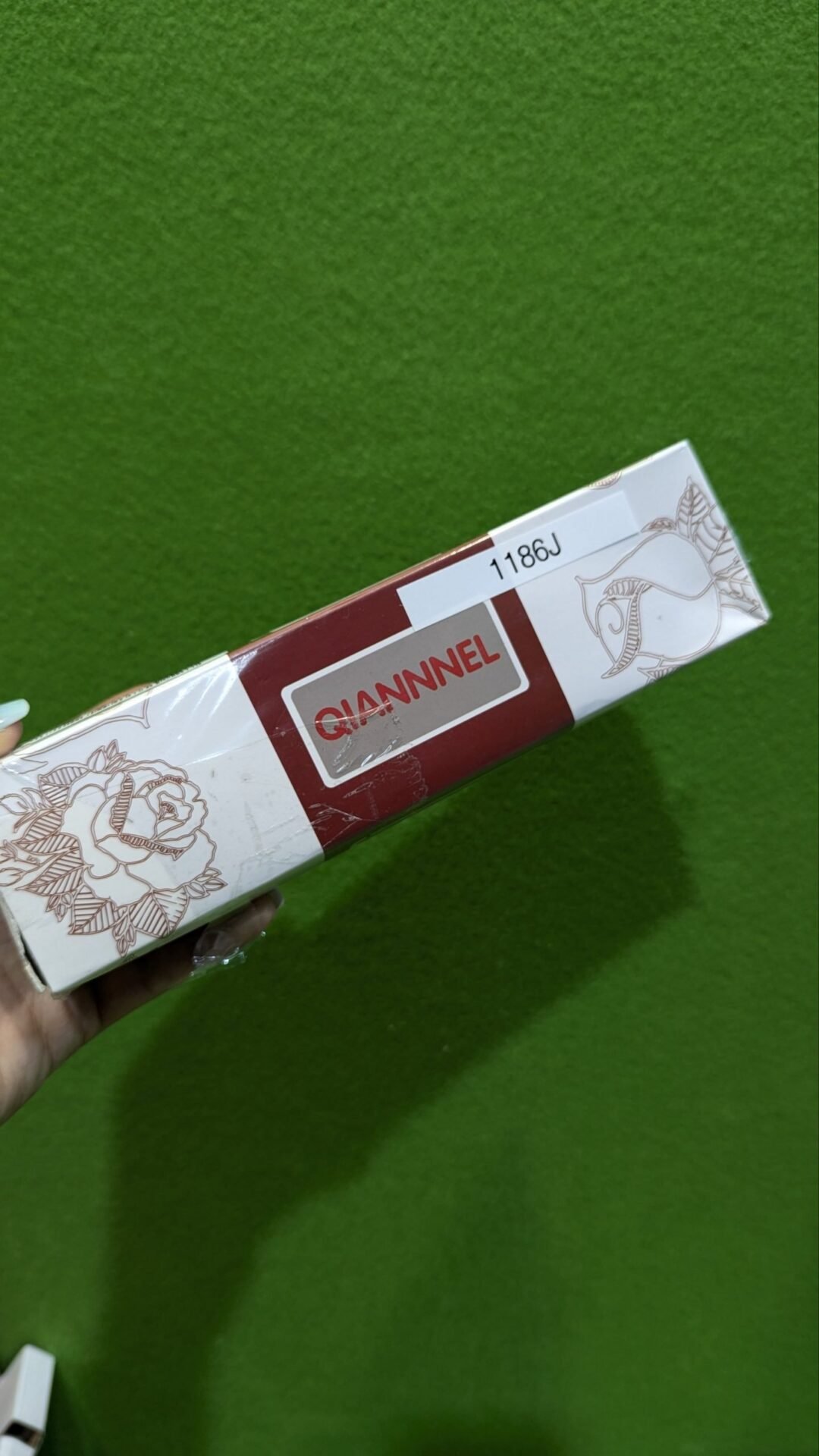 Foto 5 de Qiannnel Vibradorador Mujer Clítoriś con Carga USB impermeable