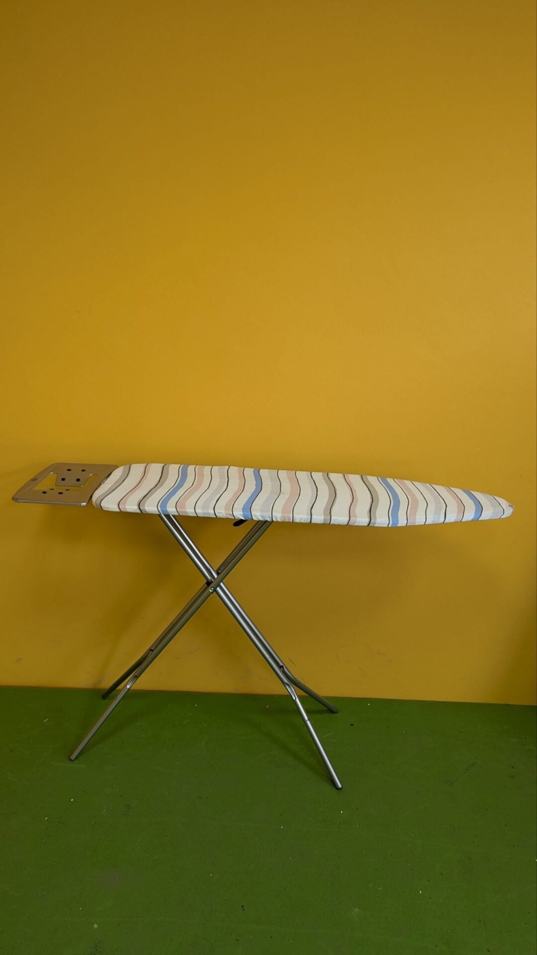Foto 3 de Rayen Tabla de planchar – Como nuevo