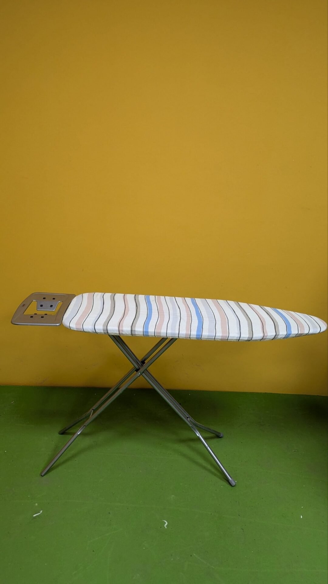 Foto 2 de Rayen Tabla de planchar – Gama Basic
