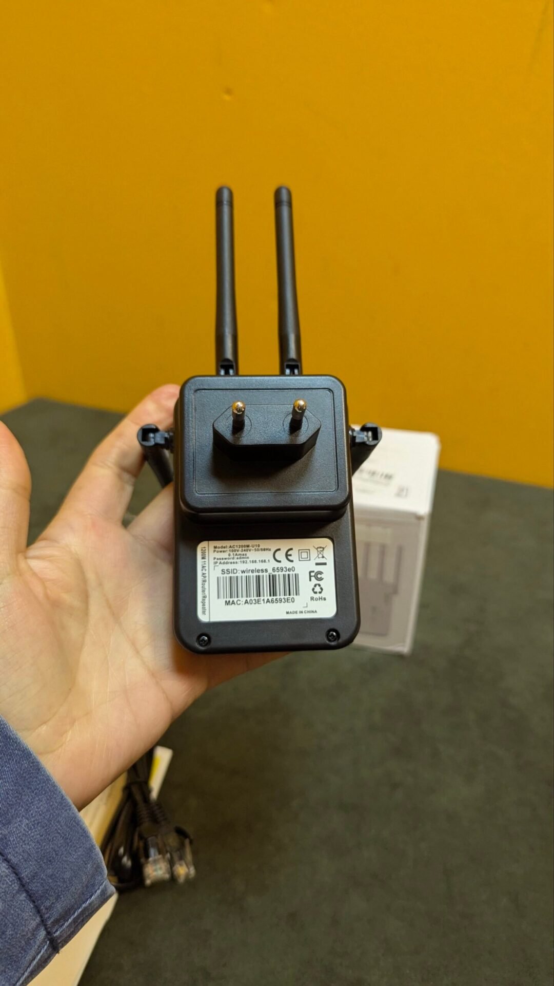 Foto 6 de Repetidor WiFi AC1200 doble banda 2.4/5 GHz con 4 antenas