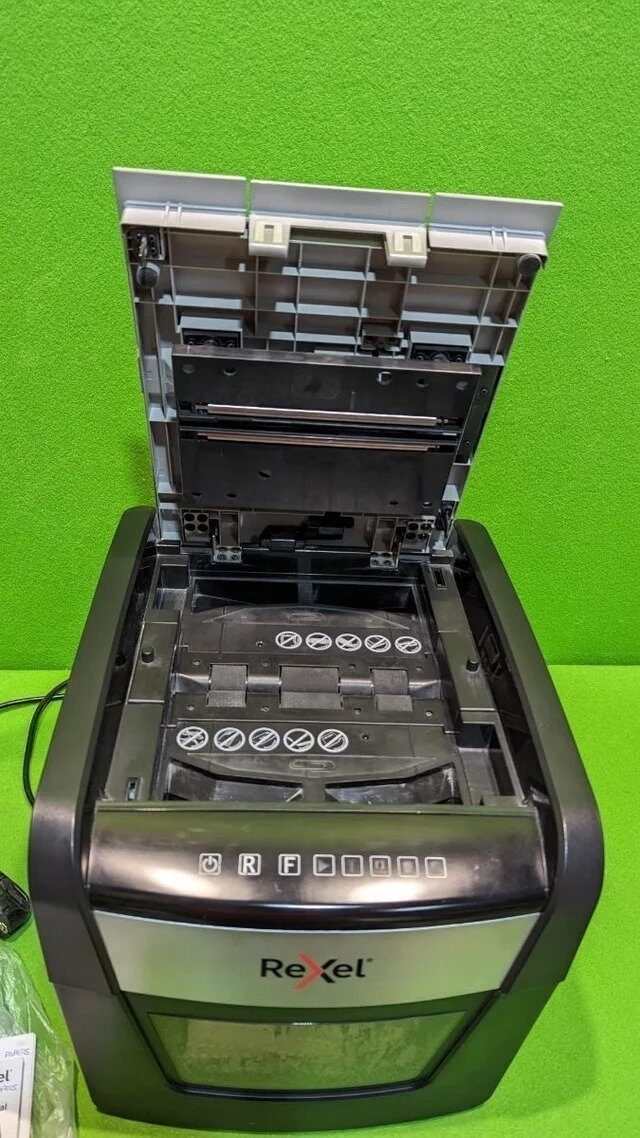 Foto 3 de Rexel Optimum Autofeed Destructora de Papel 20 Litros