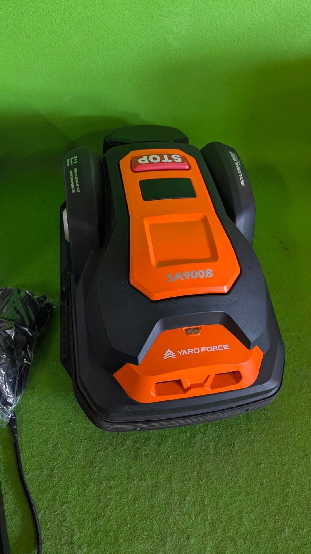 Foto 5 de Robot redondo Yard Force SA900B/SA 900B 900M2