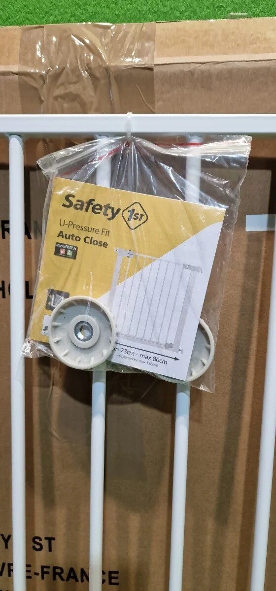 Foto 4 de Safety 1st Auto Close barrera de seguridad para niños