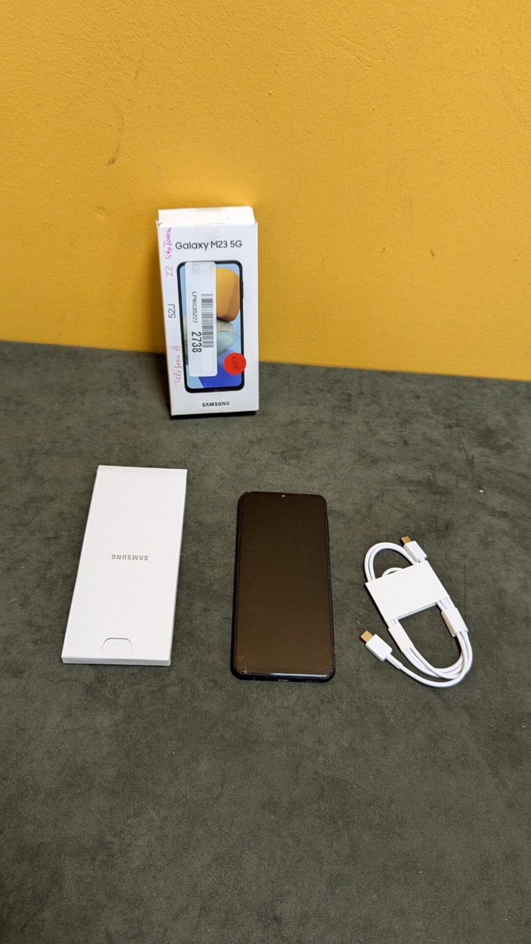 Foto 2 de Samsung Galaxy M23 5G (128 GB) Verde Reparar