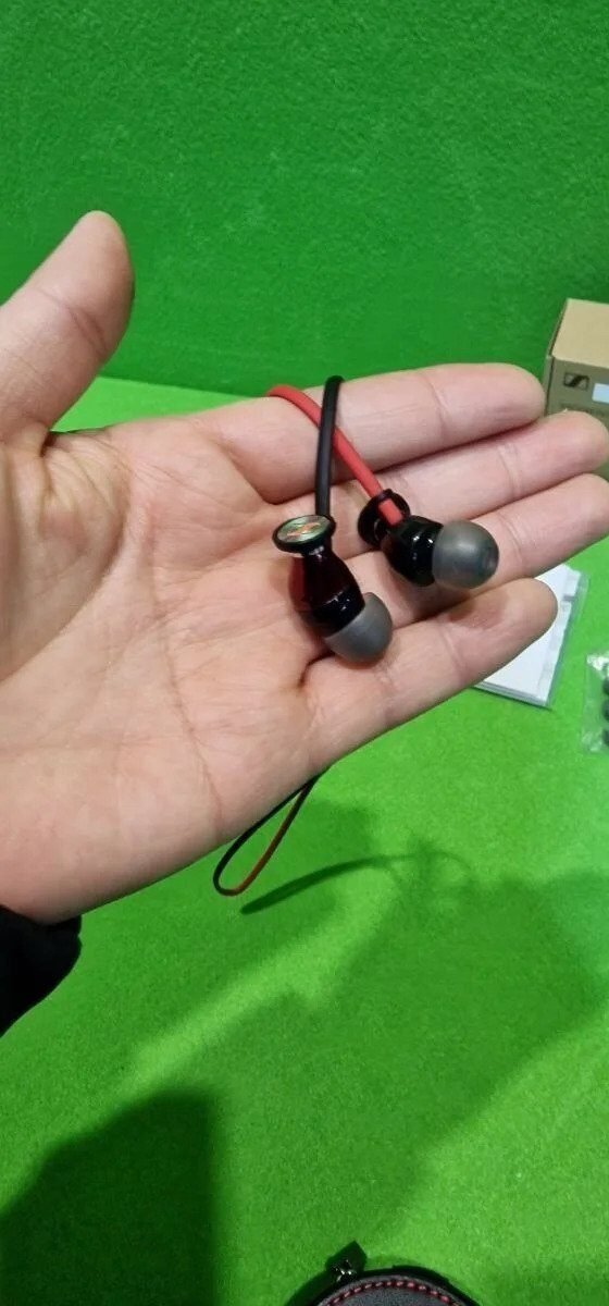 Foto 10 de Sennheiser Momentum Free Auriculares – Como nuevo – Ref. 181D