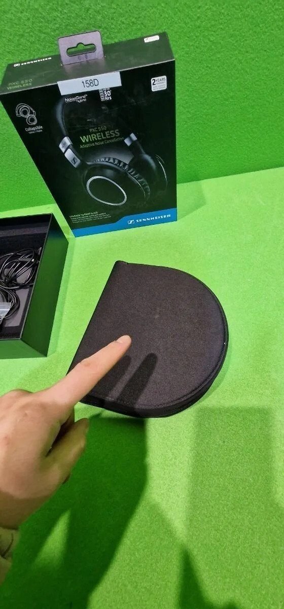 Foto 10 de Sennheiser PXC550 – Auriculares de Diadema Cerrados – Como nuevo