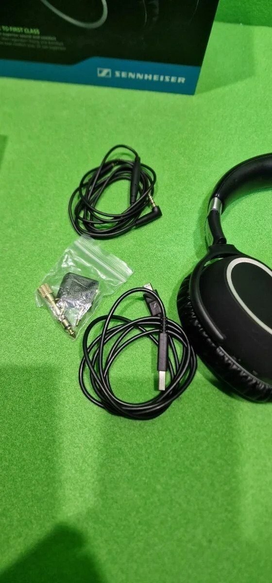 Foto 3 de Sennheiser PXC550 – Auriculares de Diadema Cerrados – Como nuevo