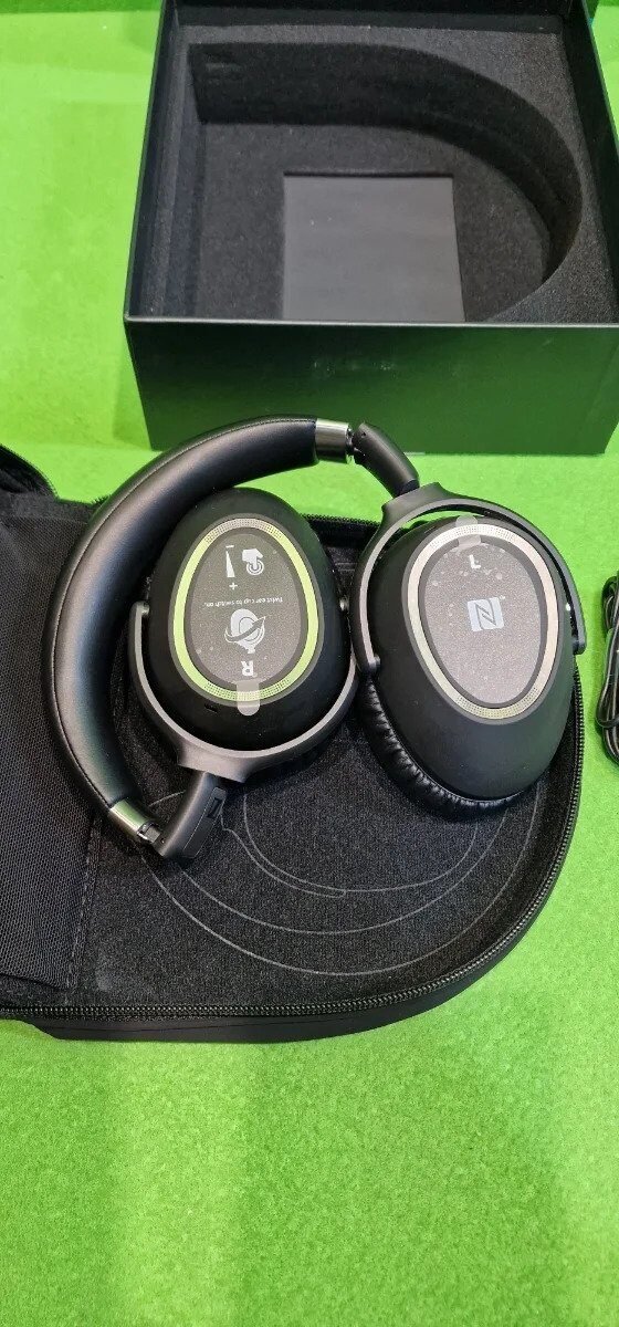 Foto 4 de Sennheiser PXC550 – Auriculares de Diadema Cerrados – Nuevo