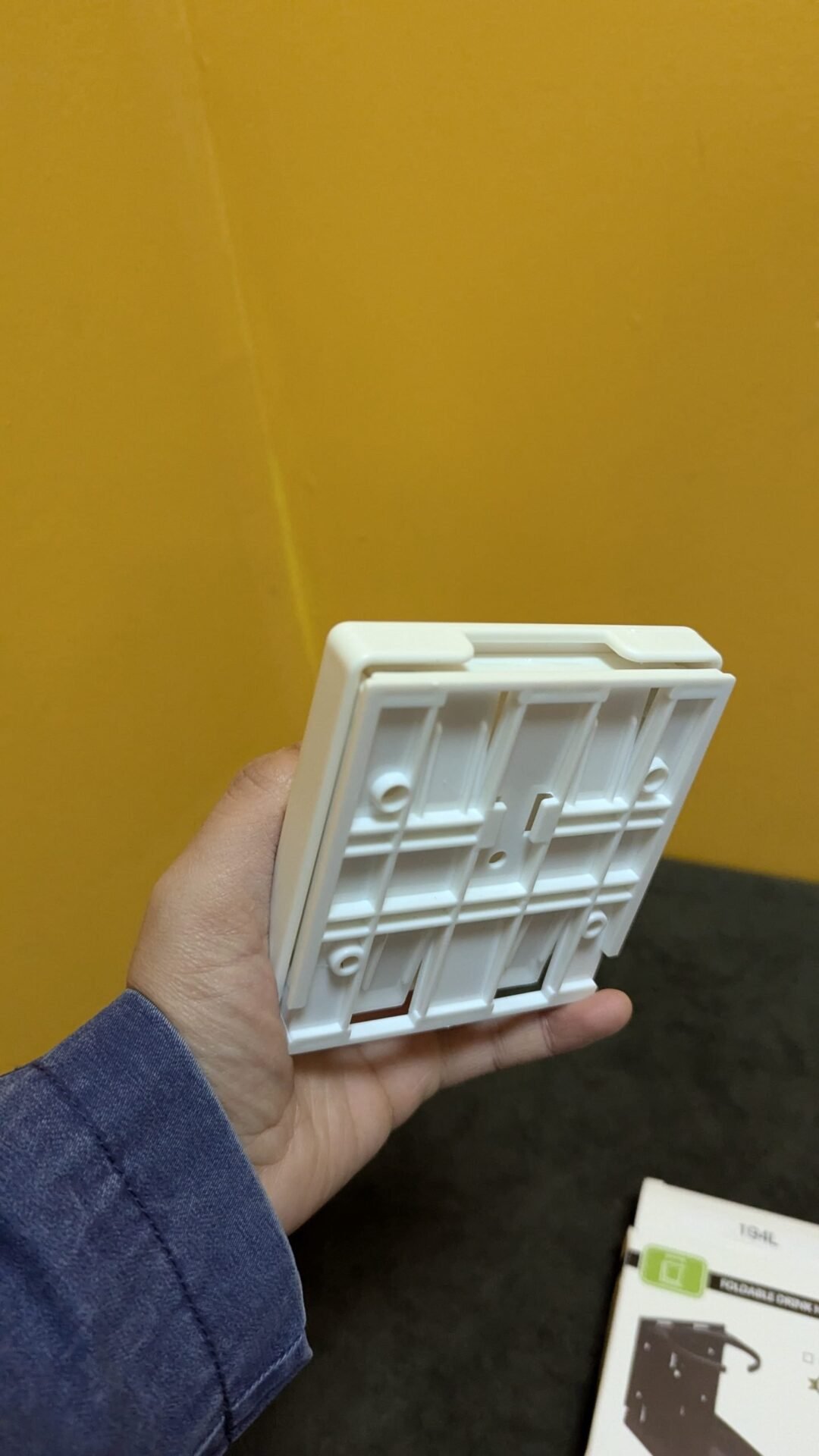 Foto 4 de Soporte plegable ajustable para latas de bebidas