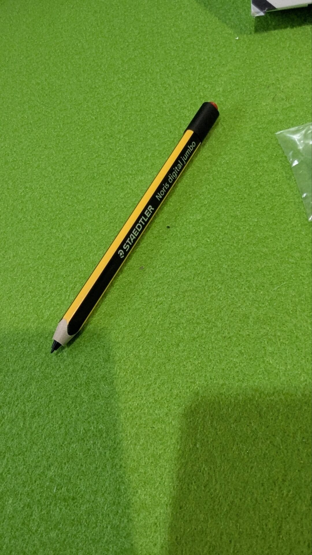 Foto 6 de STAEDTLER Noris 180J 22-1 Jumbo Juego de lápiz