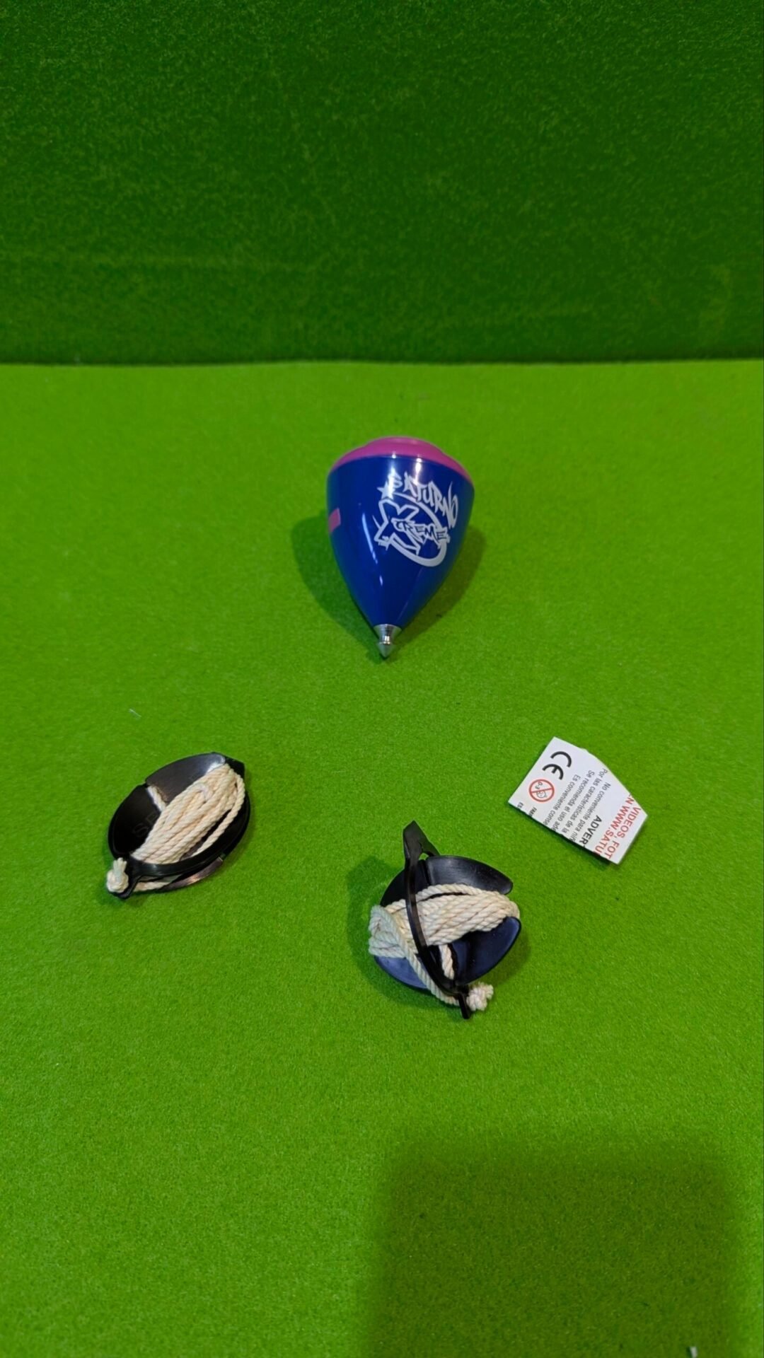 Foto 2 de Trompos Space Saturno Xtreme – Peona de punta fija – Nuevo – Ref. 333M