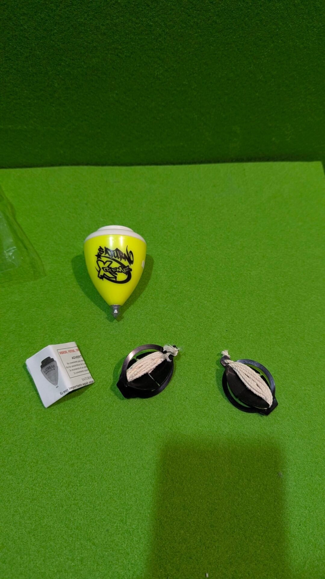 Foto 2 de Trompos Space Saturno Xtreme – Peona de punta fija – Nuevo – Ref. 337M