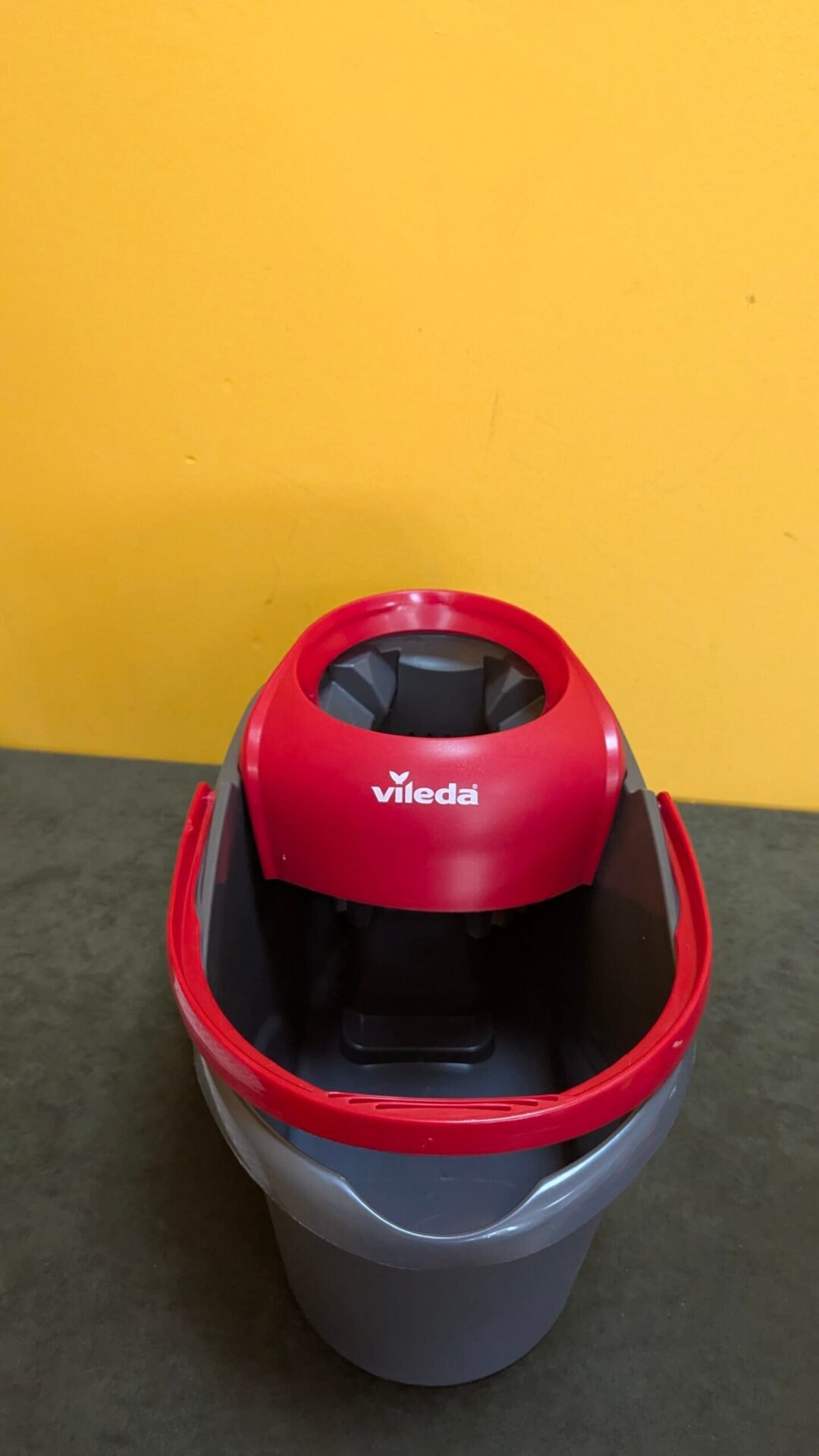 Foto 10 de Vileda Revolución Turbo Sistema de Lavadora de Pisos