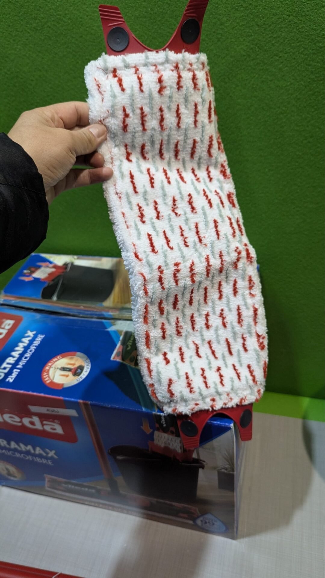 Foto 4 de Vileda Ultramax Mopa de microfibras para Fregar y Cubo con escurridor – Nuevo