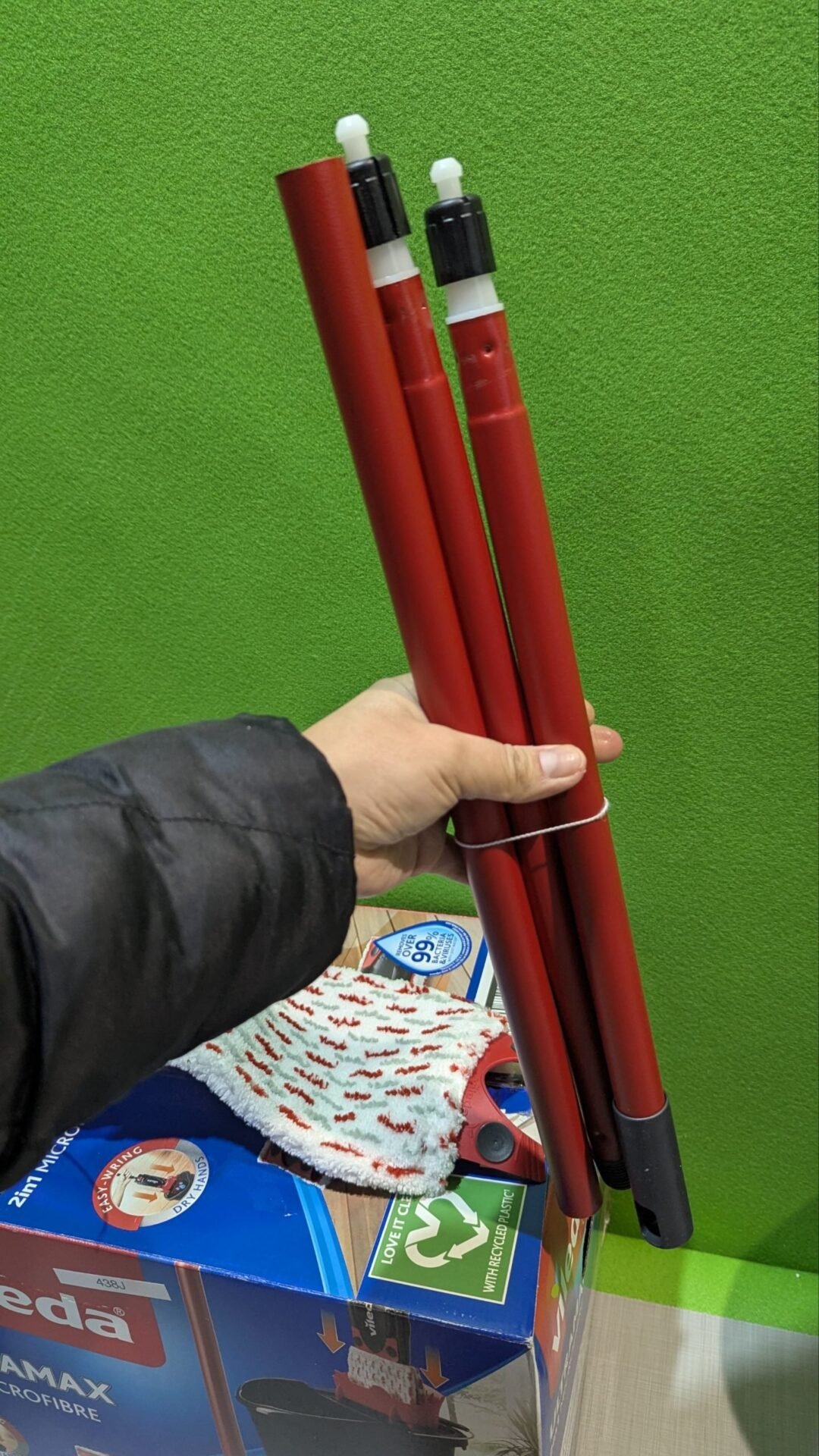 Foto 6 de Vileda Ultramax Mopa de microfibras para Fregar y Cubo con escurridor – Nuevo