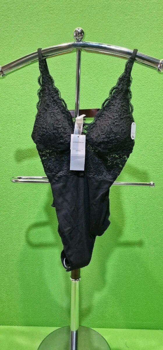 Foto 2 de WOMEN’SECRET Body encaje negro Talla: M